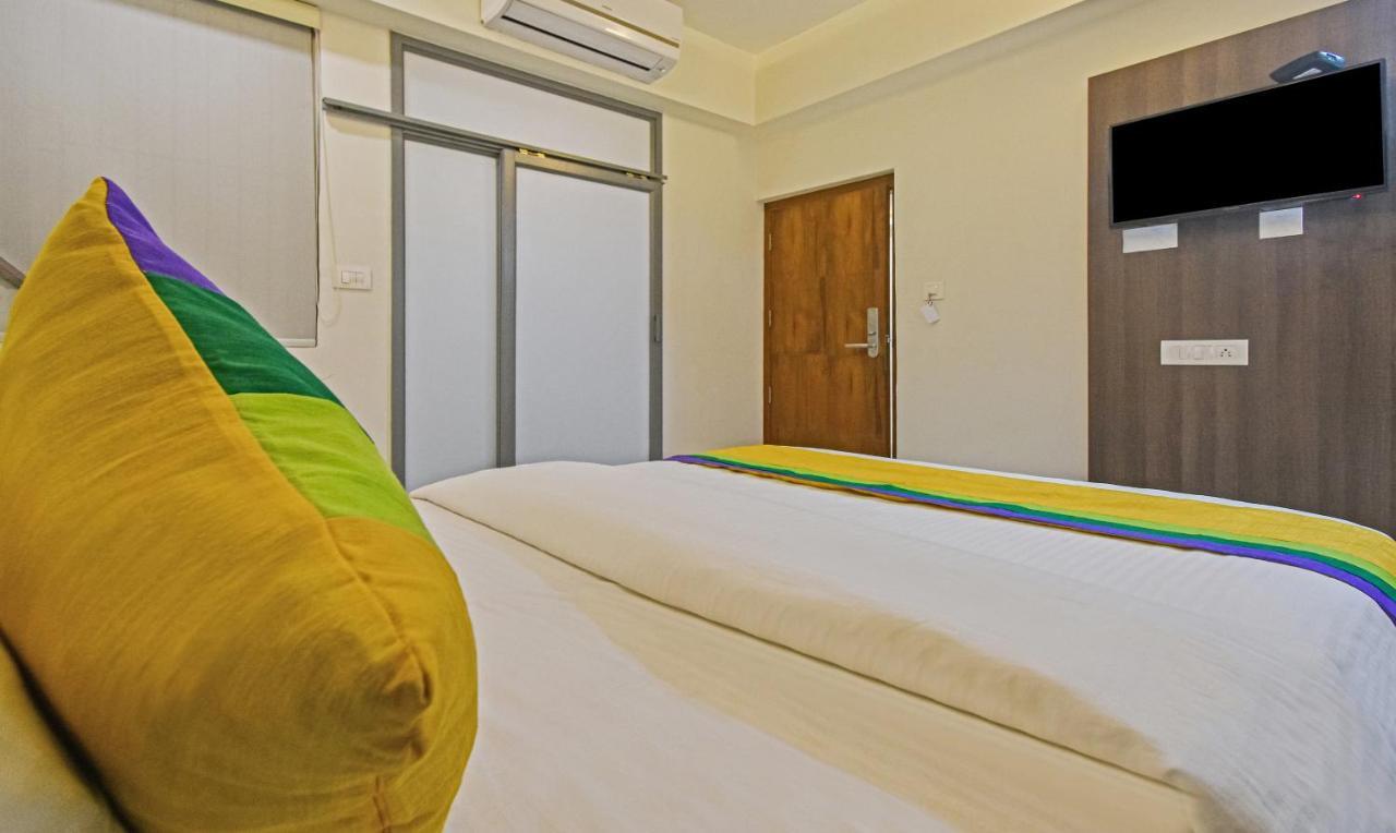 Itsy Hotels Deluxe Inn Chennai Eksteriør bilde
