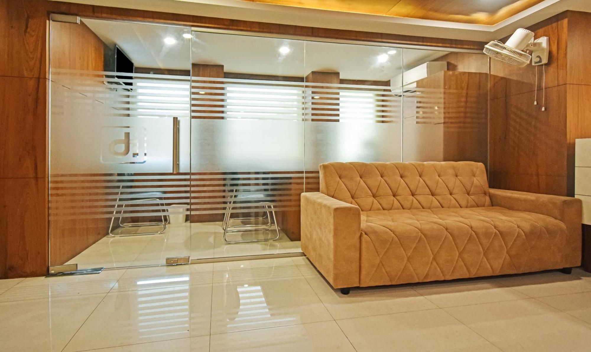 Itsy Hotels Deluxe Inn Chennai Eksteriør bilde